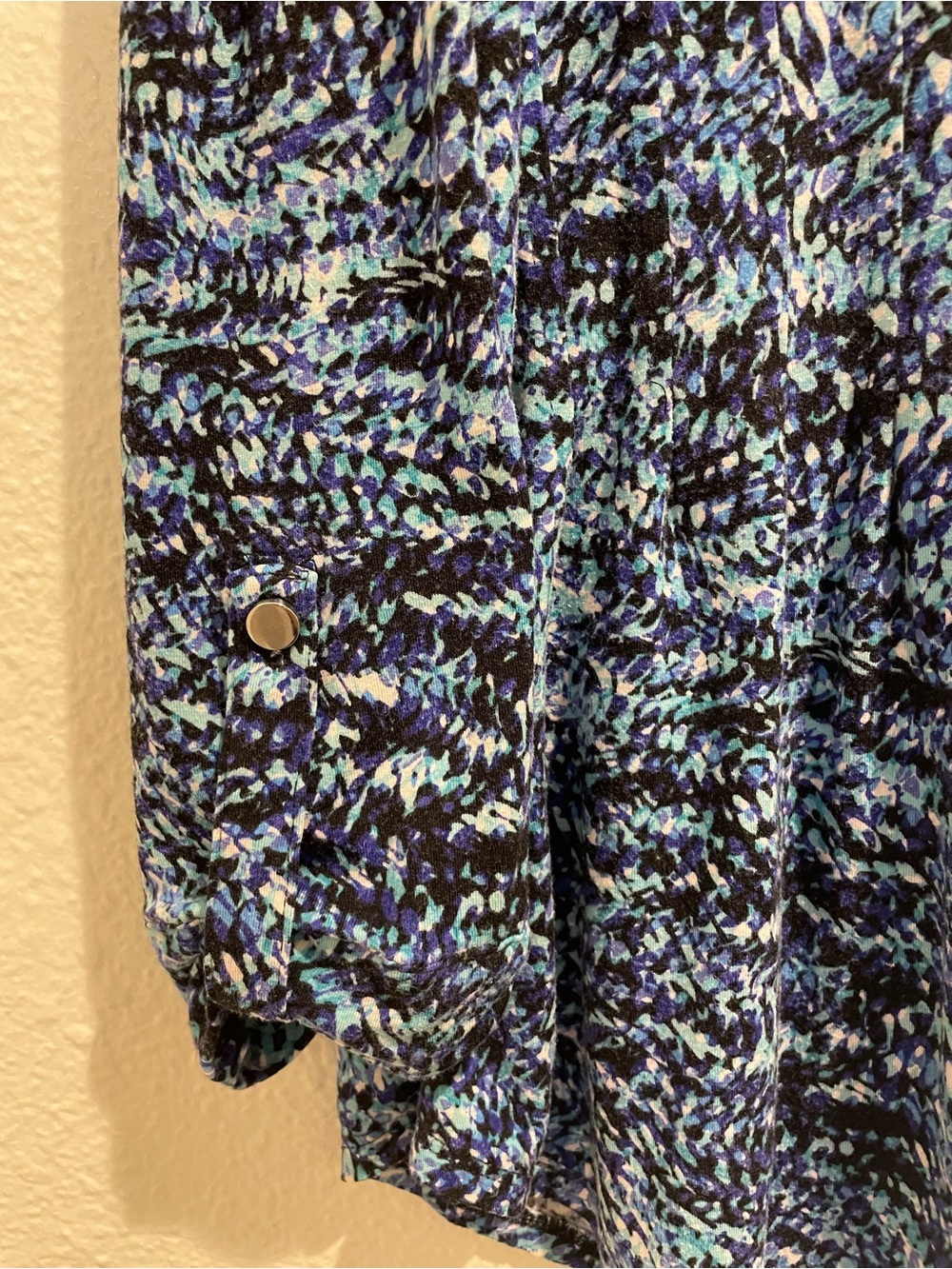 Roz & Ali Blue Mosaic Printed Blouse Top - Size M 🌟 - Picture 4 of 7